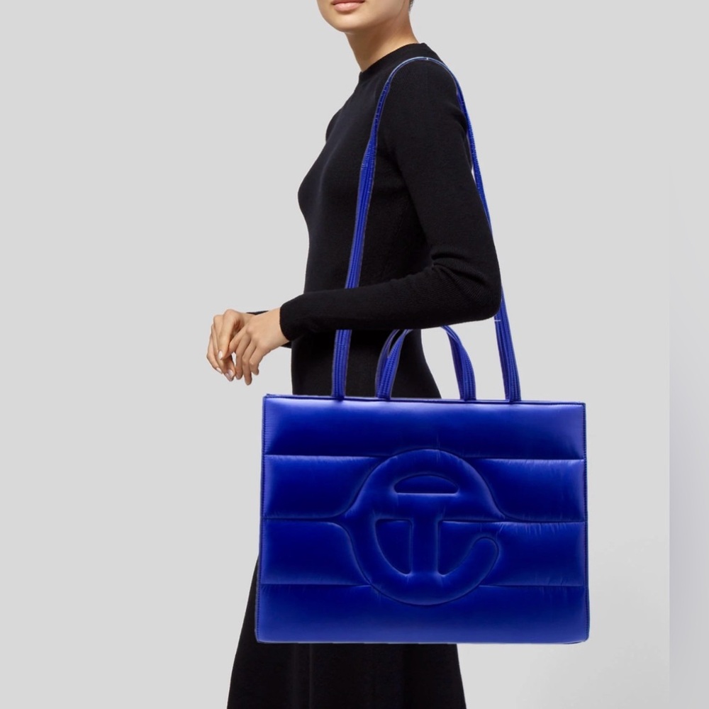 New ! Telfar medium
Puffer  Blue Handbag